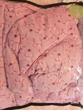 Pink Twin Sheet 3 Piece Set with Bow Print